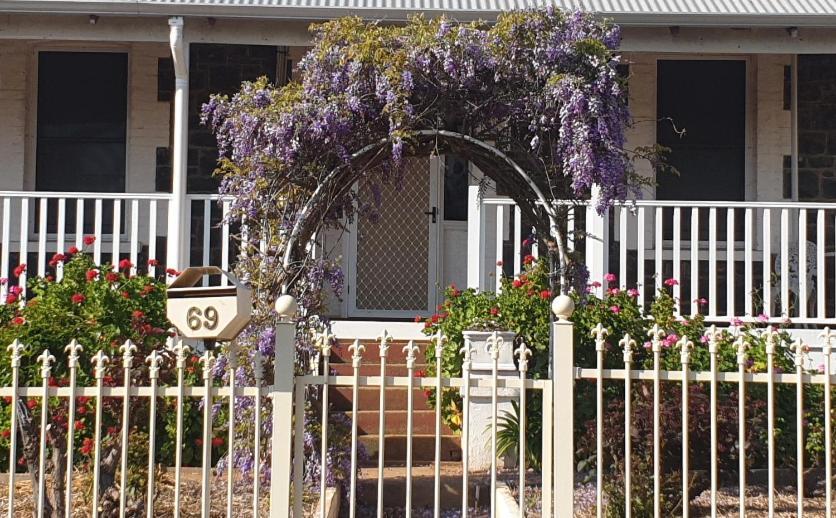 Roseneath Cottage Northam Bagian luar foto
