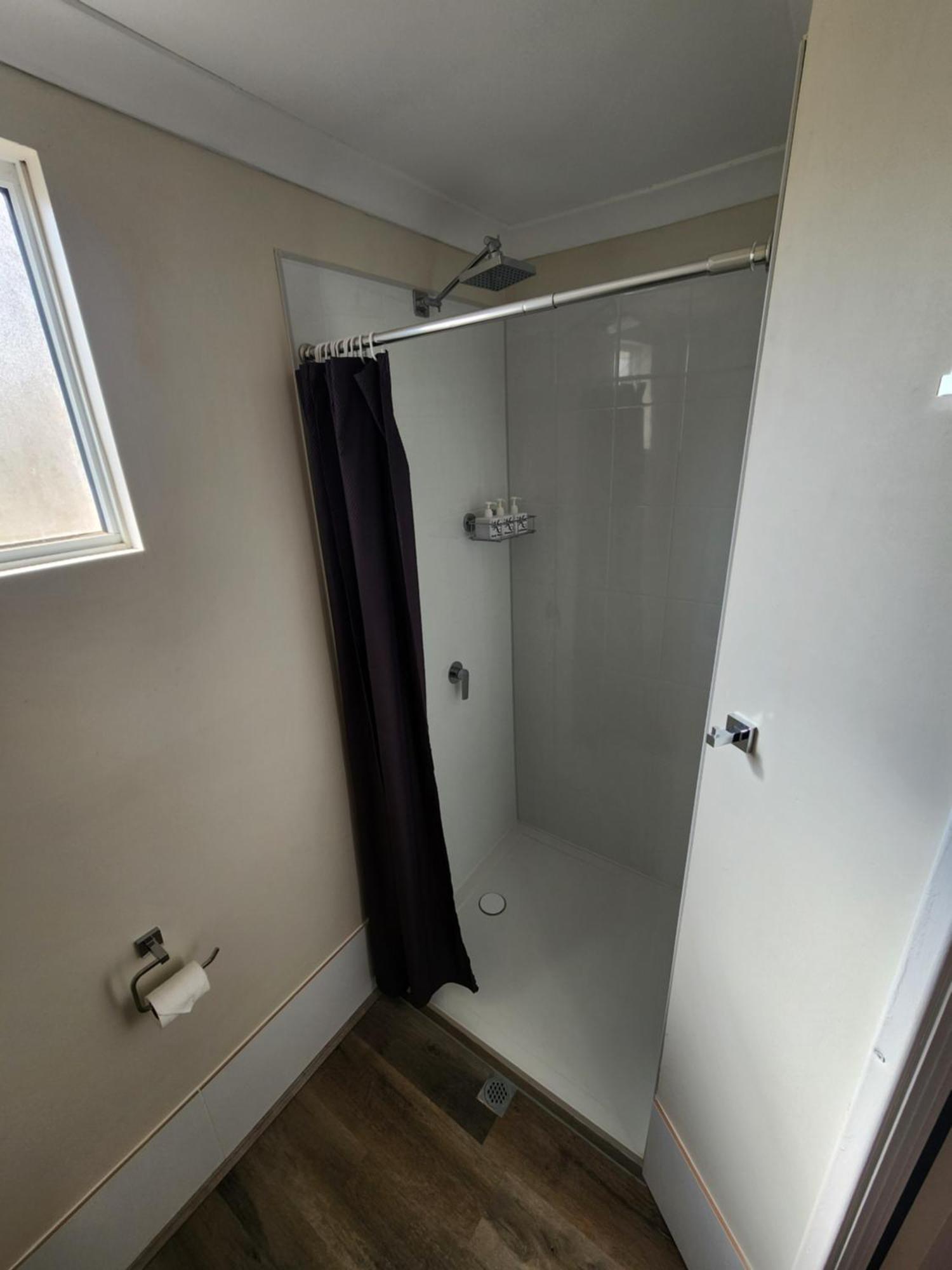 Roseneath Cottage Northam Bagian luar foto